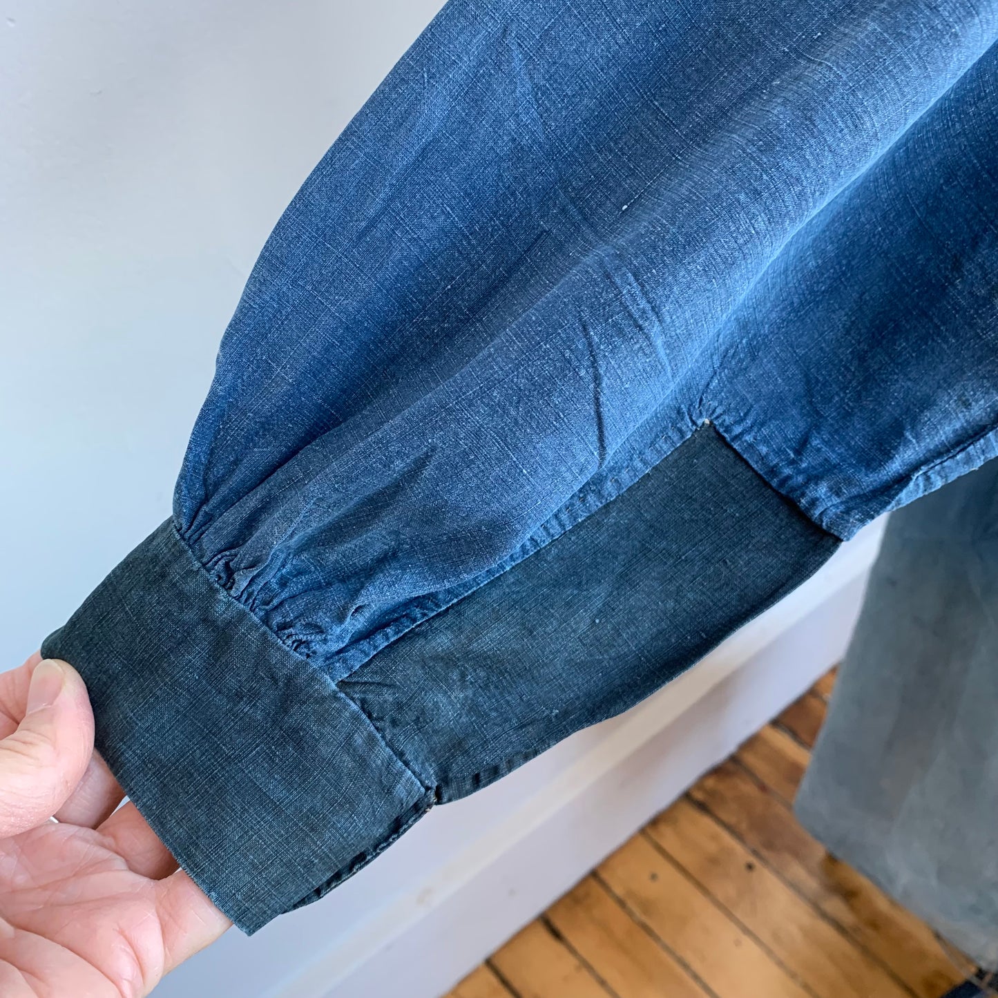 Circa 1900 French Indigo Linen Biaude
