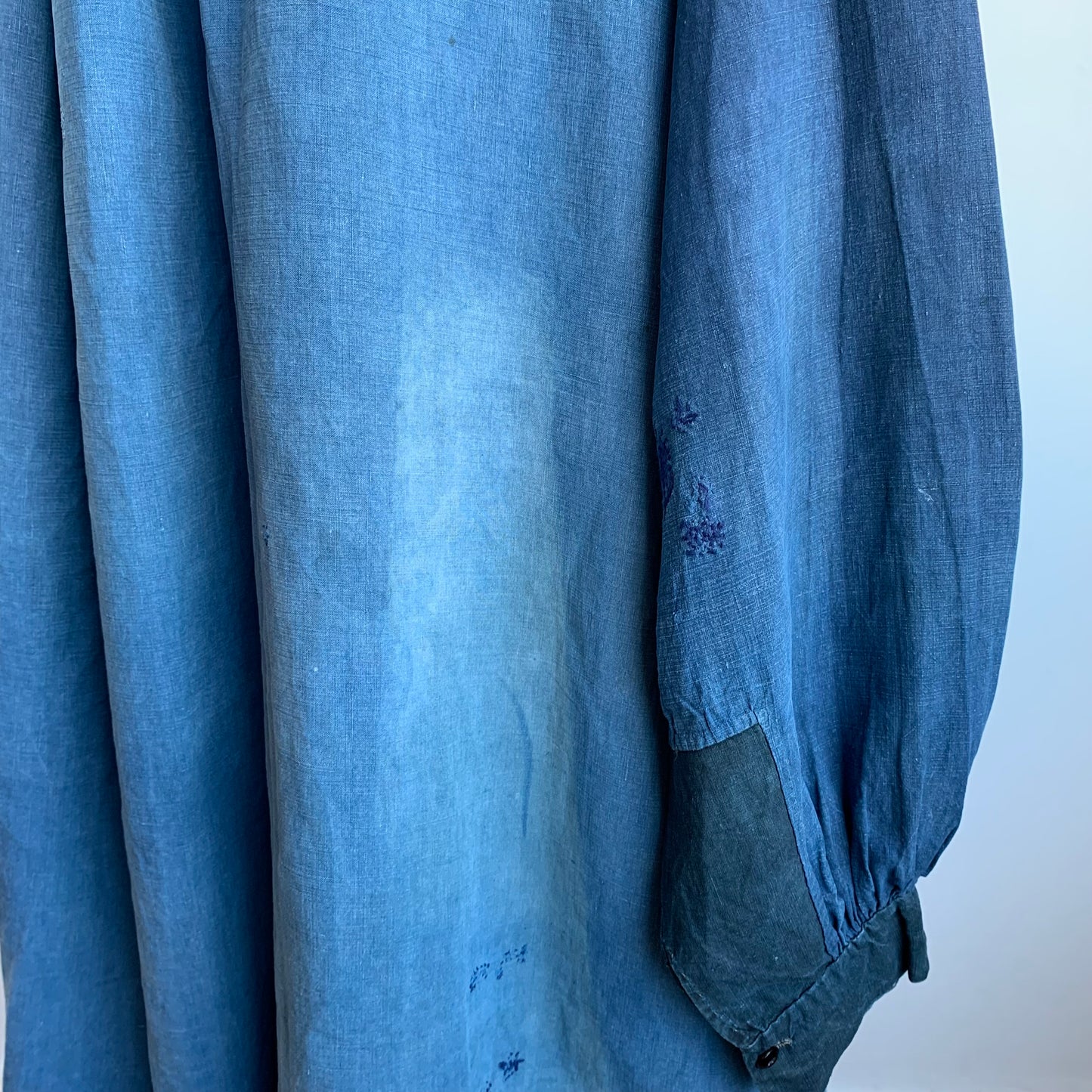 Circa 1900 French Indigo Linen Biaude